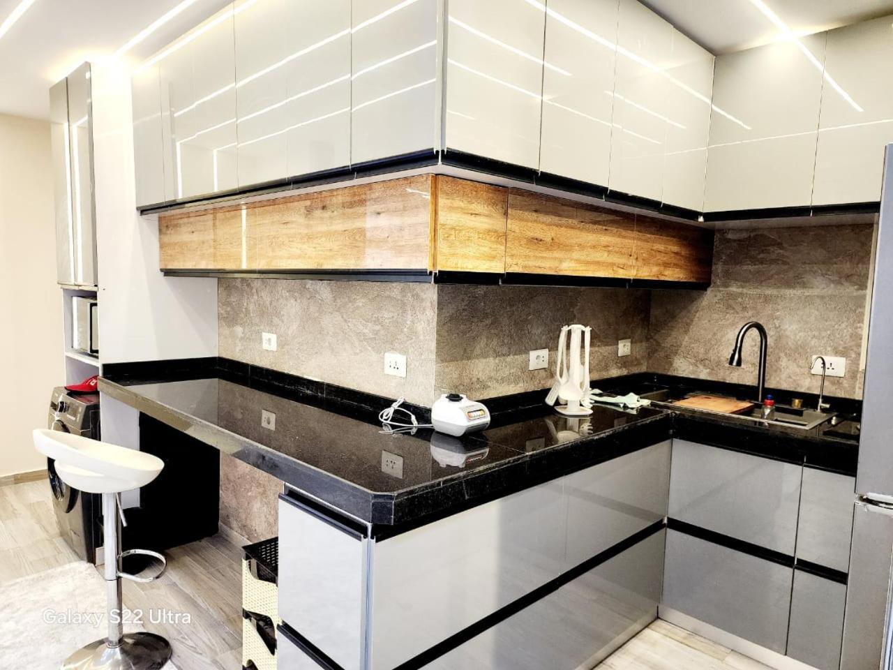 Apartment Home